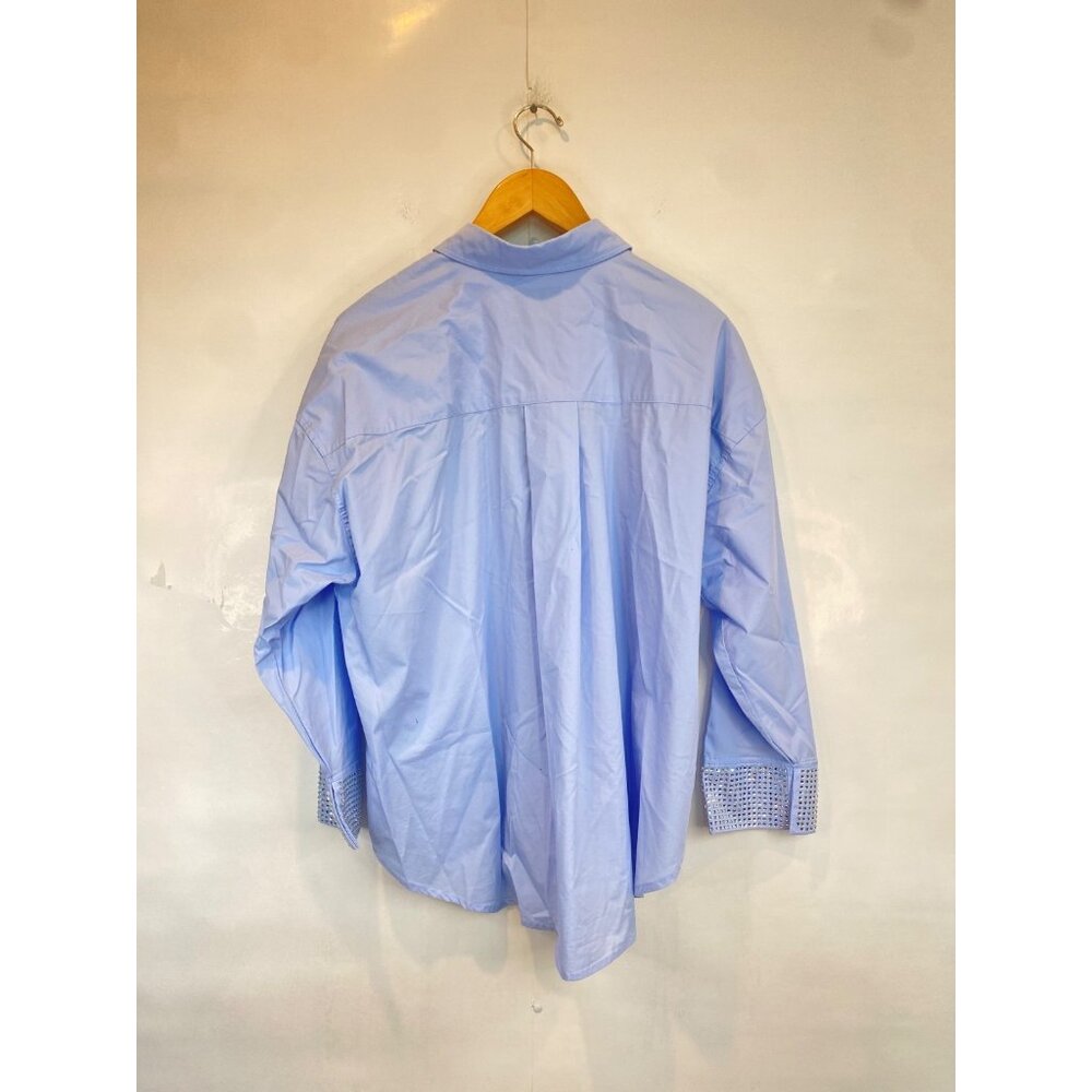 Carbon38 Women's Rhinestone Oversized Button Up Shirt Size Small Light Blue - Picture 4 of 9